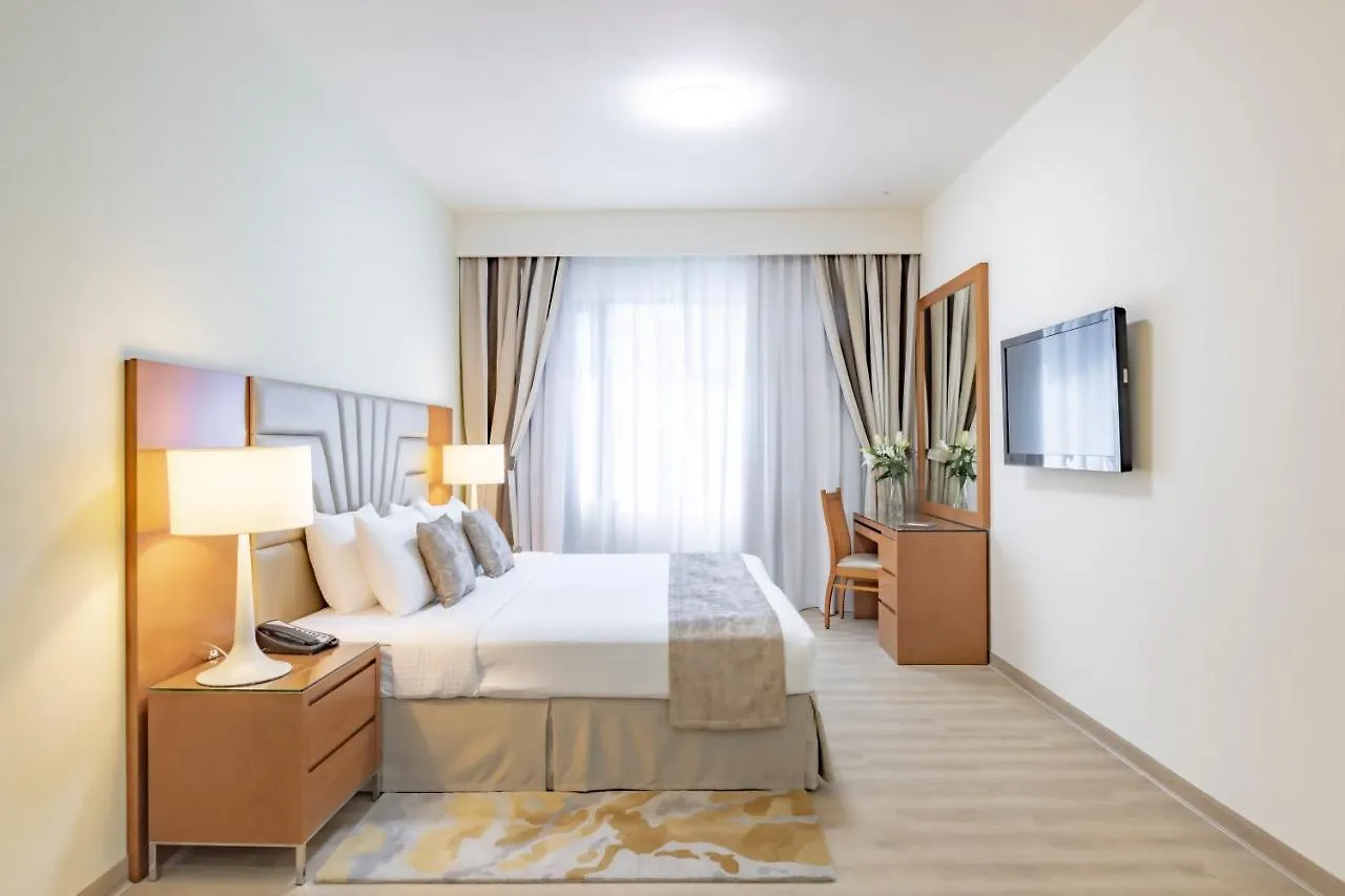 Golden Sands Suites Dubai 0*,